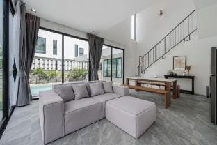 Gina Poolvilla 6BR Pattaya Vacation rental in Chon Buri Changwat