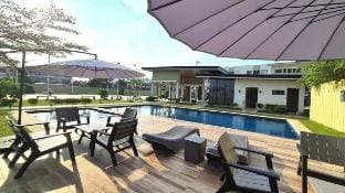 Primerose Manor near Airport, Beaches and Malls Vacation rental in Lapu-Lapu City