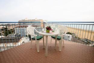 Cozy studio apartment in a seafront building Apartment in Lignano Sabbiadoro