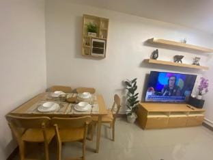 Staycation Near GMA 7 Edsa Quezon City Apartment in Quezon City