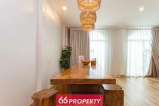 5min Old City by Walking Street • The White House Vacation rental in Chiang Mai