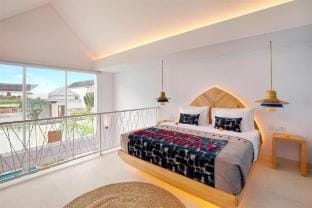Canggu Heaven: 1BR Villa Private Pool & Bathtub Villa in North Kuta