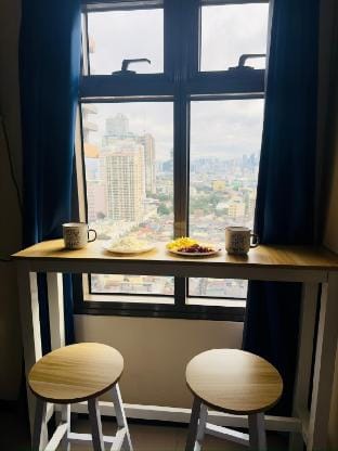 THE RADIANCE MANILA BAY STAYCATION BY J&J  Vacation rental in Pasay