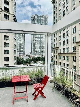 SUNDAYS APARTMENT – 5m to Landmark 81 Vacation rental in Ho Chi Minh City