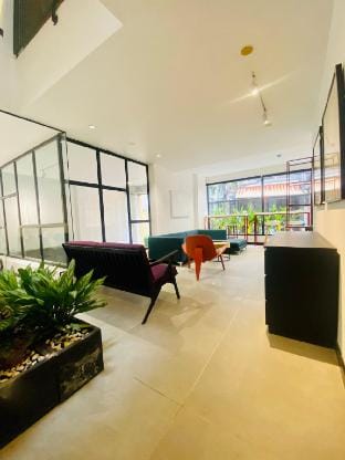 AURA APARTMENT – 5m to Landmark 81 Vacation rental in Ho Chi Minh City