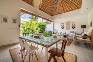 Villa Tara by Villa Finder Vacation rental in Kuta