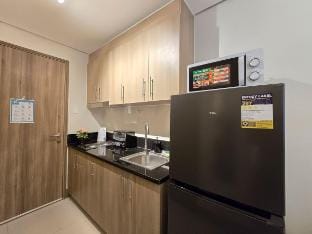 Condotel 1BR Unit w/ Balcony FAME Residences #FM64 Apartment in Mandaluyong
