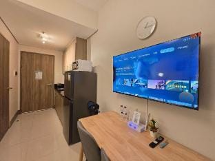 Condotel 1BR Unit w/ Balcony FAME Residences #FM64 Apartment in Mandaluyong
