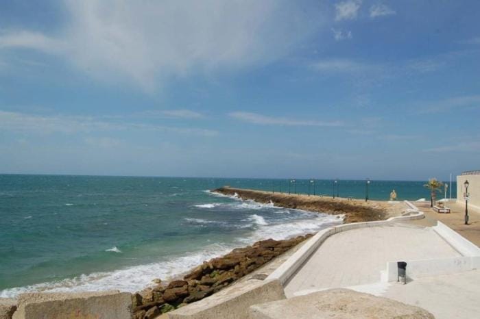Luar Candor free parking by StayCare Apartment in Rota
