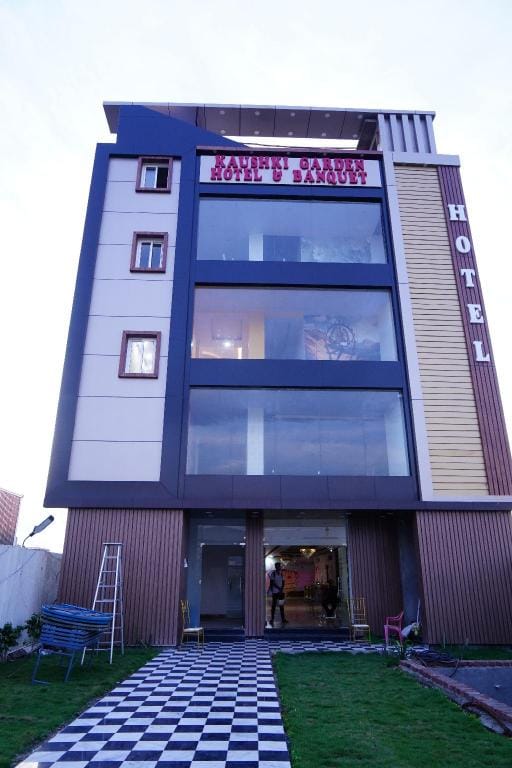 Kaushki  Garden Hotel in India