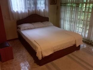 Sha Homestay  Vacation rental in Central Province