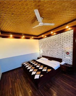 Woodfins Homestay Vacation rental in Uttarakhand