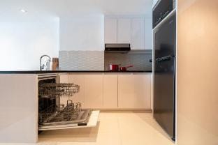 Stylish Patong apartment -ocean view and jacuzzi Vacation rental in Patong