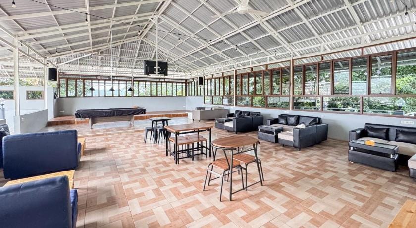 Urbanview Syariah Sentul City Bogor Hotel in West Java