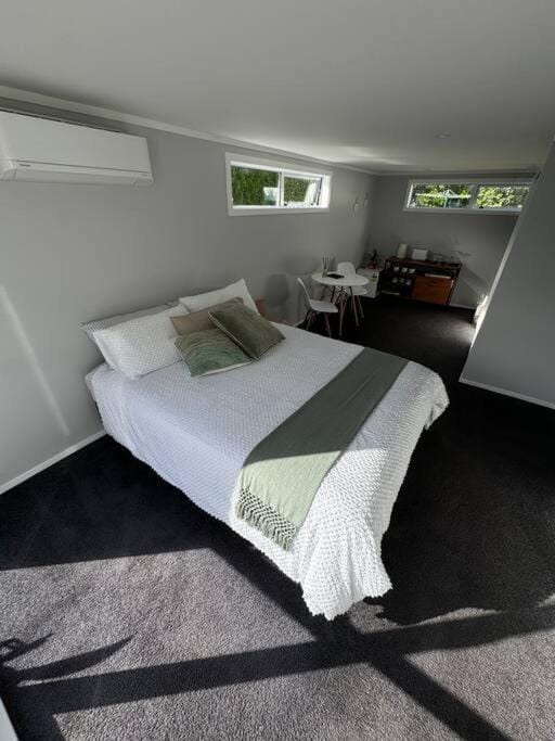 Hideaway on The Avenues Vacation rental in Tauranga