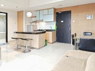 Cozy 2BR Skyline Apt Gading Serpong w Water Boom Vacation rental in West Java