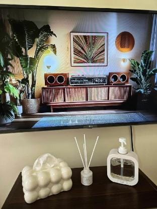 Pool view Studio w/ WiFi & Netflix | Avida Riala Apartment in Lapu-Lapu City