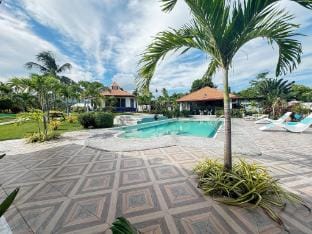 Family Room with 2 bedrooms for 6 persons Vacation rental in Central Visayas