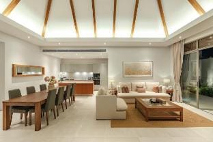 Famous Anchan Flora 4 BR V165 Villa in Choeng Thale