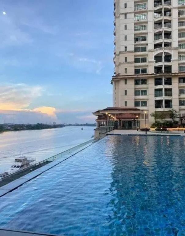Jia嘉 Homestay @ Kuching Riverine Diamond Resort Apartment in Kuching