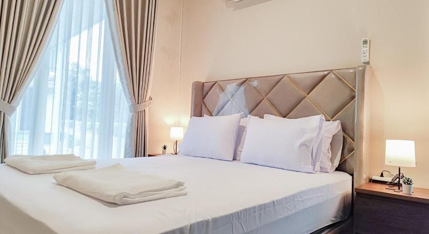 Luxury House 2BR by SleepHouse  Hotel in West Java