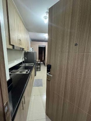 MOA SMDC Shore 2 Staycation by Mochi Apartment in Pasay
