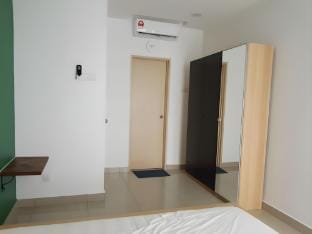 3 Room Apartment,Golf field view Apartment in Johor Bahru
