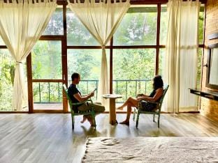 Nature's beauty, perfect comfort Villa in Gangawatakorale