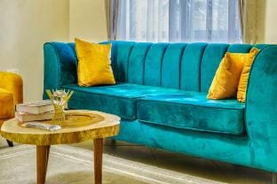 Stylish 1BR Apt: Netflix,Washer, 24/7 Security Apartment in Kampala