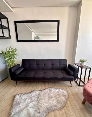 Cozy whole unit at Central near IT Park and Ayala Apartment in Lapu-Lapu City