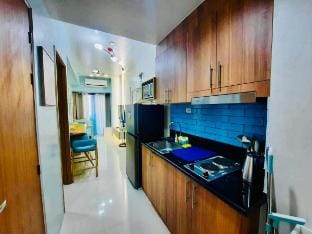 1-BR Coastal Haven Near MOA & NAIA, Pasay Vacation rental in Pasay