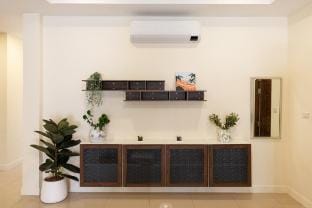 Stylish 3BR Villa in Nimman-Mountain View Rooftop  Vacation rental in Chiang Mai