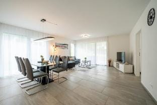 Modern Swiss Apt | spacious garden + parking Vacation rental in Aargau, Switzerland