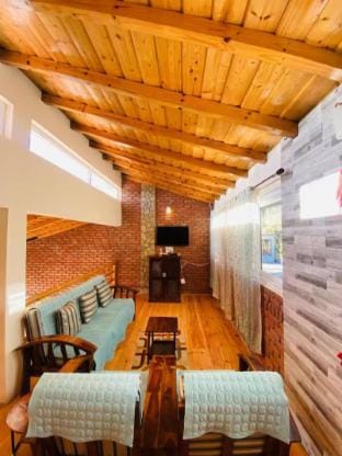 Earthview Stays - Colonel's Retreat Mukhteshwar  Villa in Uttarakhand