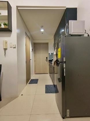 Shore Residences MOA Minimalist Room Apartment in Pasay