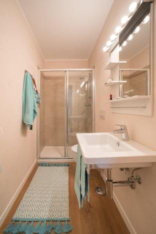 Elegant apartment with breathtaking view and jacuzzi tub Apartment in Lignano Sabbiadoro