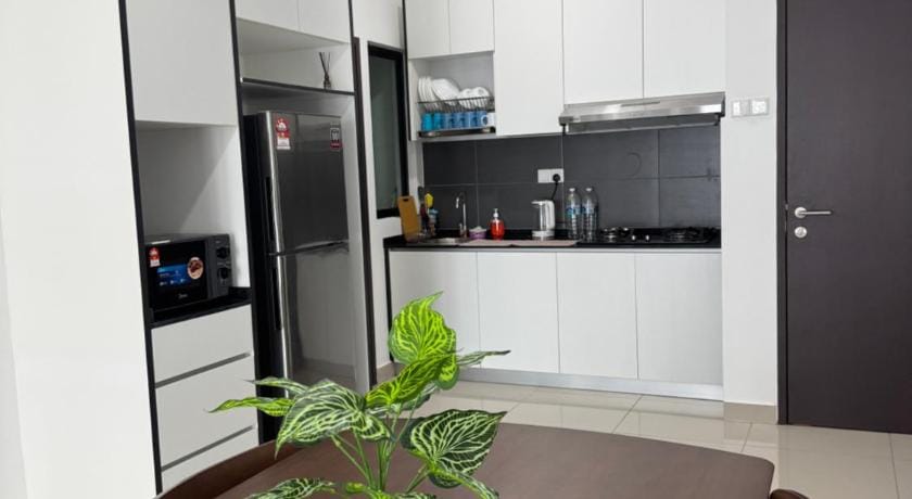 Maryam homestay @ desaru + netflix disney plus  Apartment in Johor