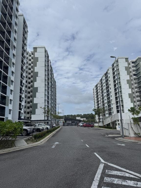 Maryam homestay @ desaru + netflix disney plus  Apartment in Johor