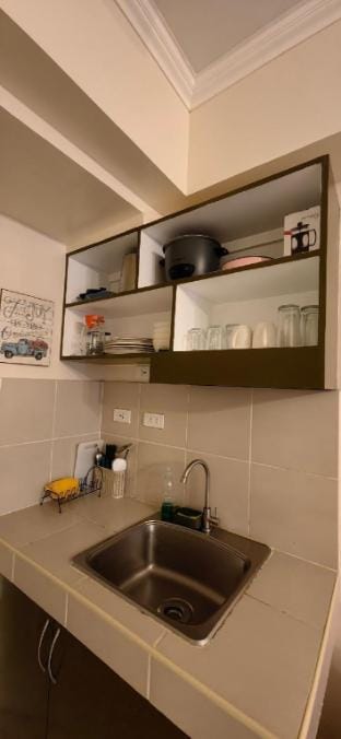 Condo in Tagaytay Unli Disney Plus and Free Pool Apartment in Tagaytay