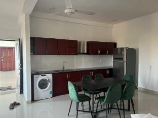 Solo SO apartment by Aeonsky Apartment in Negombo