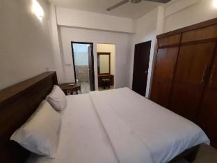 Solo SO apartment by Aeonsky Apartment in Negombo