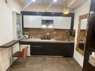 Shivi home's  Vacation rental in Noida