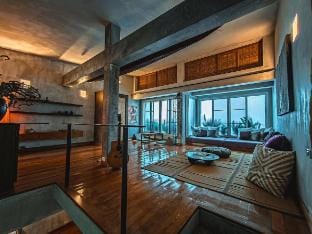 Private Spacious Loft Style Townhouse: Danai Stays Vacation rental in Chiang Mai