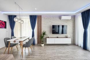 Miami Vibe by EstateAutomata Apartment in Burgas