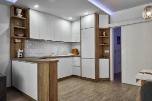 Miami Vibe by EstateAutomata Apartment in Burgas