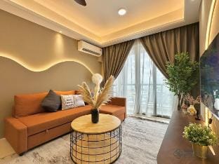R&F Seine Region•3Bedroom Suite/6 Pax/Near CIQ Vacation rental in Johor Bahru