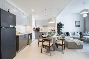 5-Star Family Stay | 8 Minutes Walk to Dubai Mall Vacation rental in Dubai