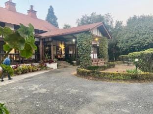 Oasis Guesthouse Vacation rental in Bangladesh