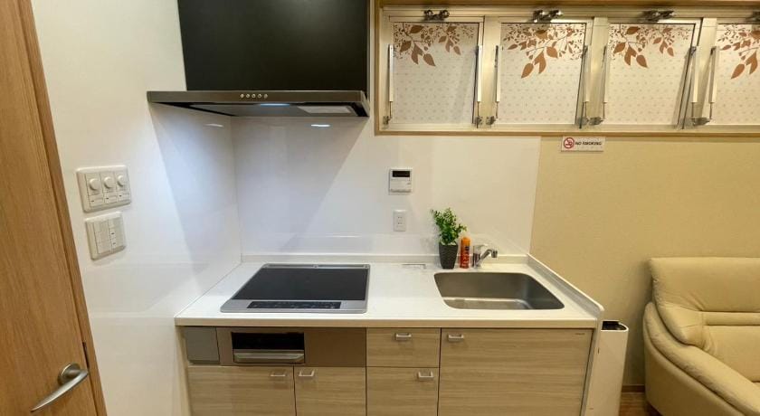 お宿寧々羽田 OyadoNene穴森稲荷駅15秒 Apartment hotel in Kanagawa Prefecture