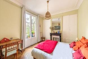 Cozy 2-Room in the heart of Paris with a terrace Apartment in Paris